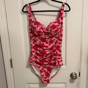 Rose floral Betsy Johnson Large Bathingsuit